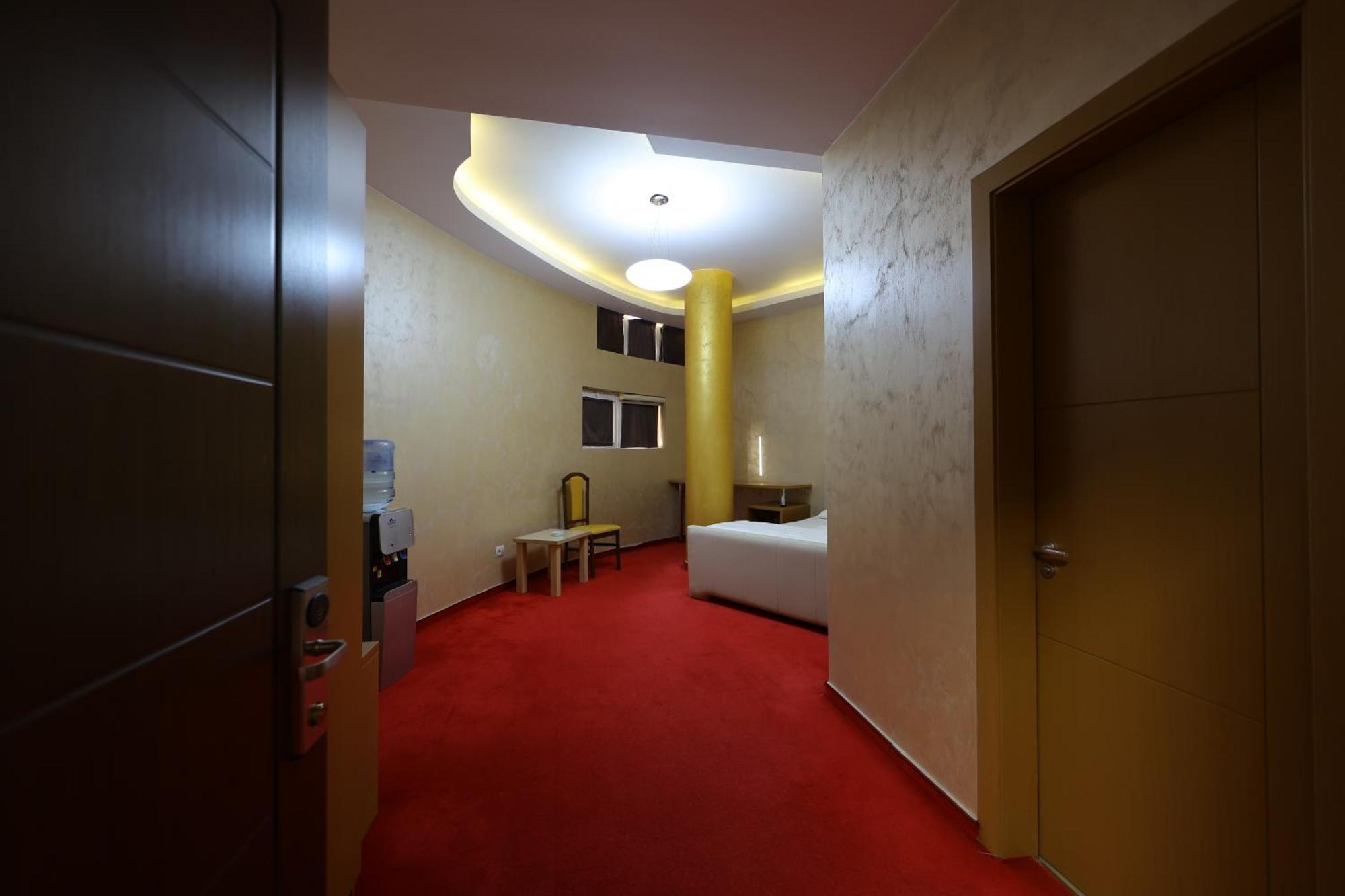 Hotel Gjuta Farke e Madhe 外观 照片