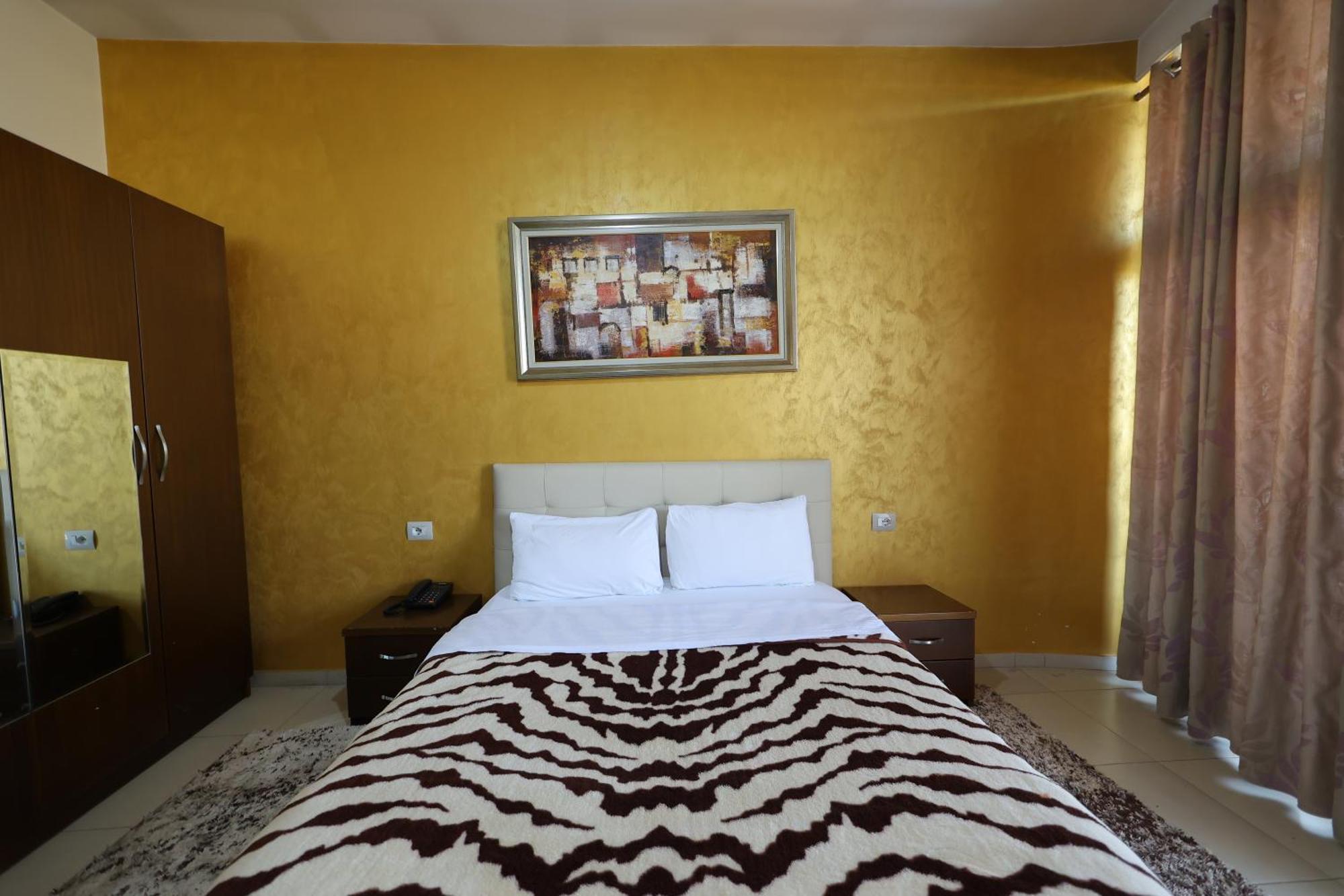 Hotel Gjuta Farke e Madhe 外观 照片